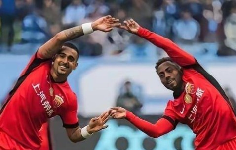 九游电脑版-清晨新疆广汇调整名单以备全明星赛，临场应变环节打磨，球迷炸锅，训练强度明显提升的简单介绍